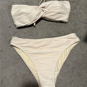 Zaful Off-White Textured Bikini Set